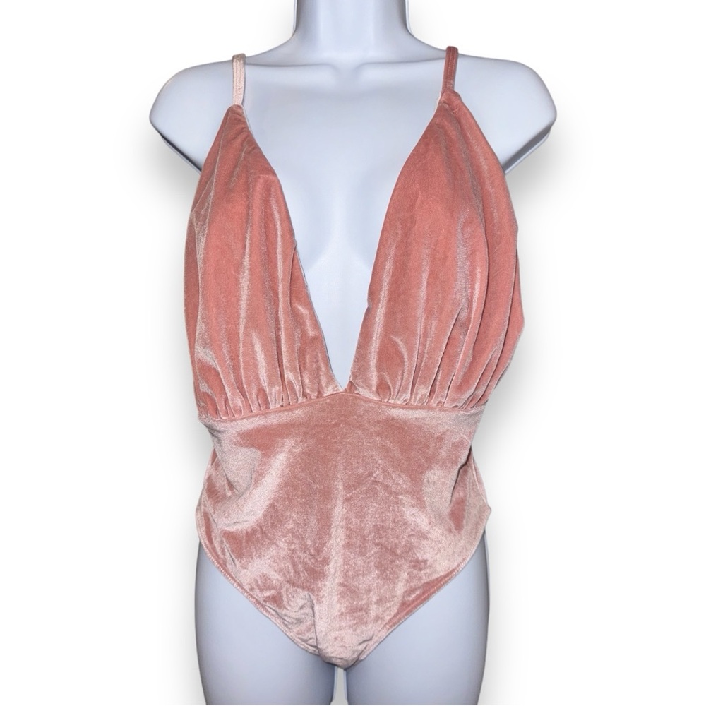 Deep V Velvet Bodysuit Rose